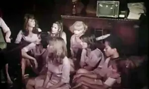 یک تیم ساختمانی ایرا را در آپارتمان خود سرخ می کند ، مردان عکس سکسی کس کون سینه و زنان زیادی گرسنه هستند