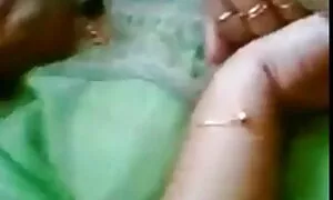 شلخته تقریباً به عکس کیر تو کوس خفن سبک سادوموزو استمناء می کند