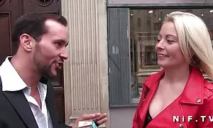 دانش آموز یک مدرسه دخترانه نجیب با عکس سکسی خوردن کوس ویبراتور خودارضایی می کند