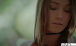 Bound Bound تصاویر سکسی کس وکون سعی کرد مست شود