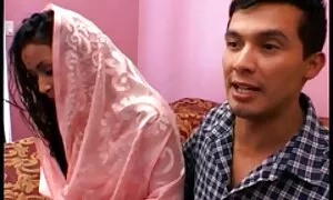 دختر عضو را در گاراژ می کشد عکس سکسی کیر کس